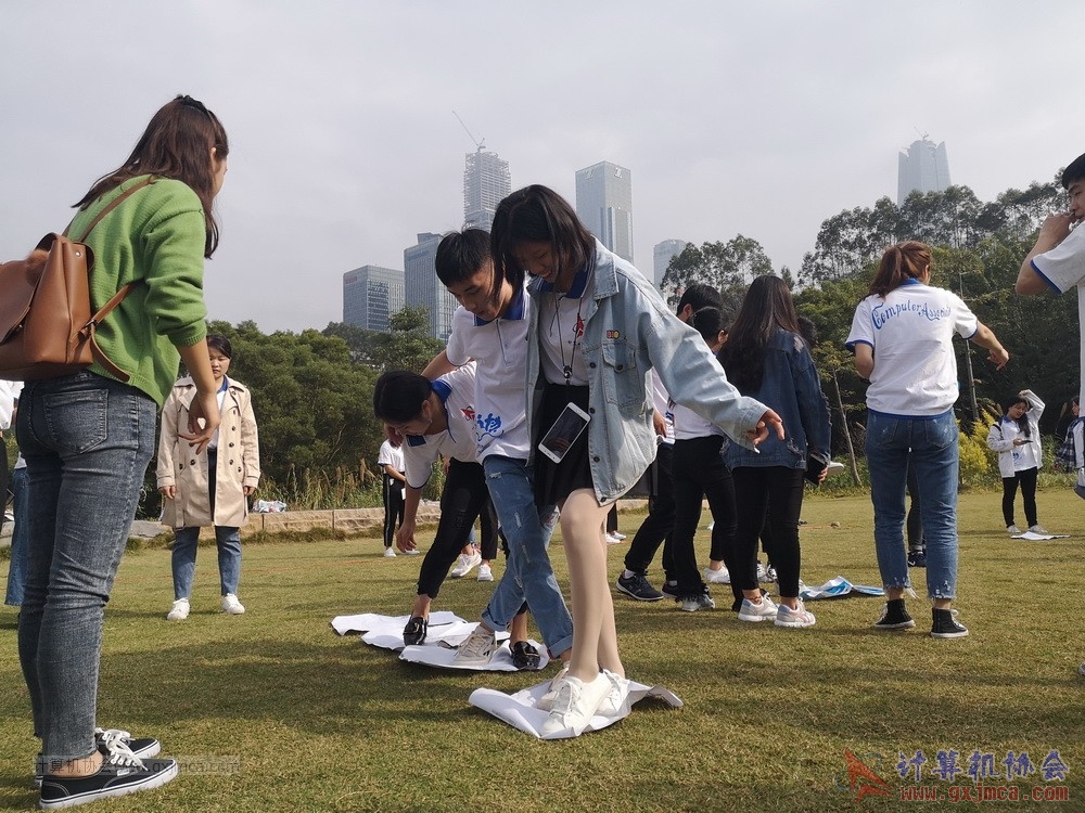 181202xh2017-2018jdxhd100.jpg