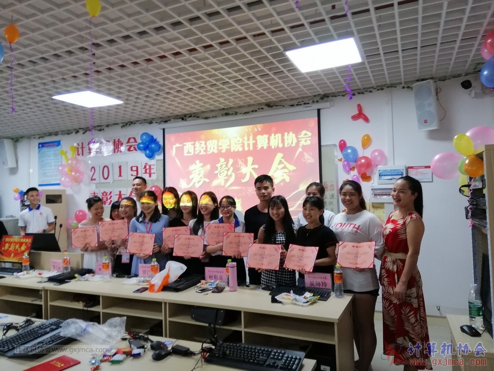 190623xhpybzdh84.jpg