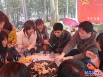 2012-03-03协会八届干部石门森林公园烧烤交流活动（02）