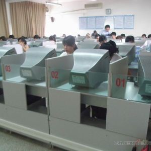 08-09第2个学期协会开展制作个人简历（二）的会员培训