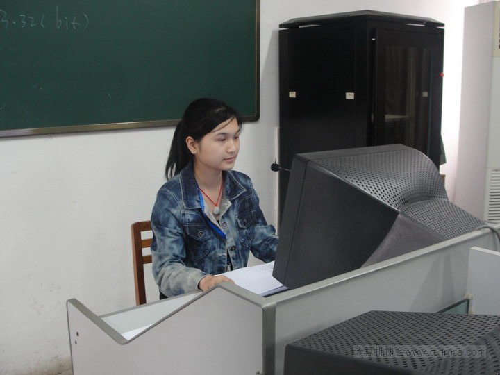2011-2012第2学期《个人主页设计与制作》全体会员培训(2)