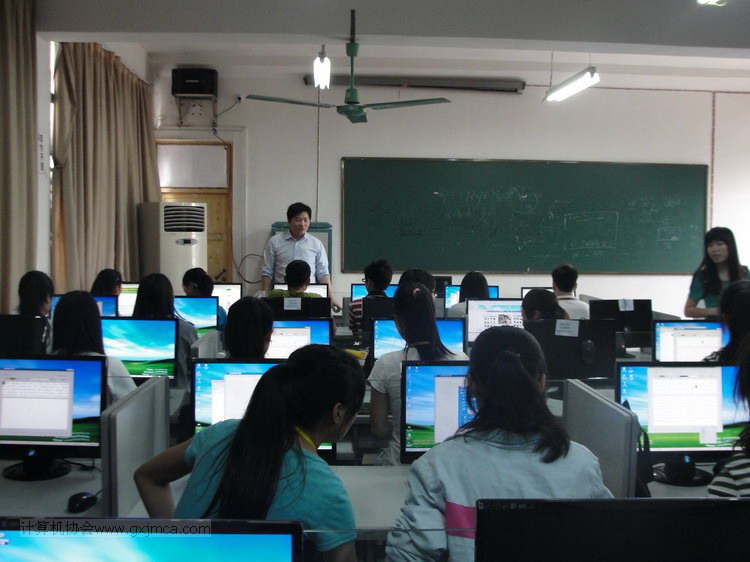 2012-2013第2学期协会进行委员会2012级干事升委员技能考核