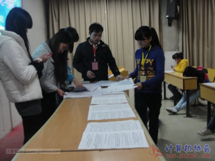 协会2013级干事升委员协会知识理论考核谢幕2013-2014第1学期)