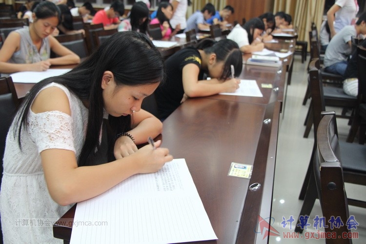协会2014级预备干事的转正理论考核圆满结束(2014-2015第1学期)