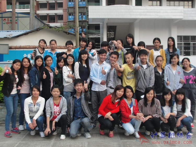 我协会积极参加院社团第八届社团活动月（铁人三项初赛）比赛（2014-2015第1学期）