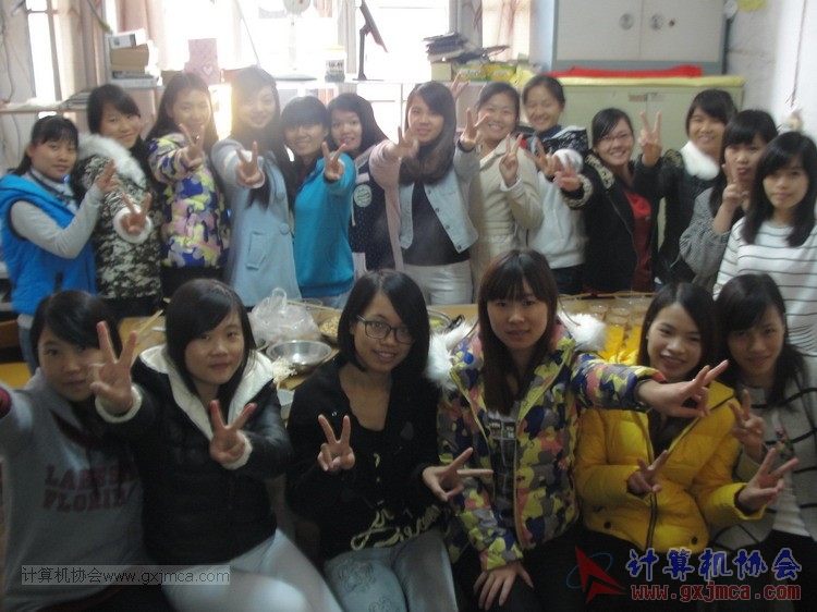 协会人事部成功开展开锅聚餐活动(2014-2015第1学期)