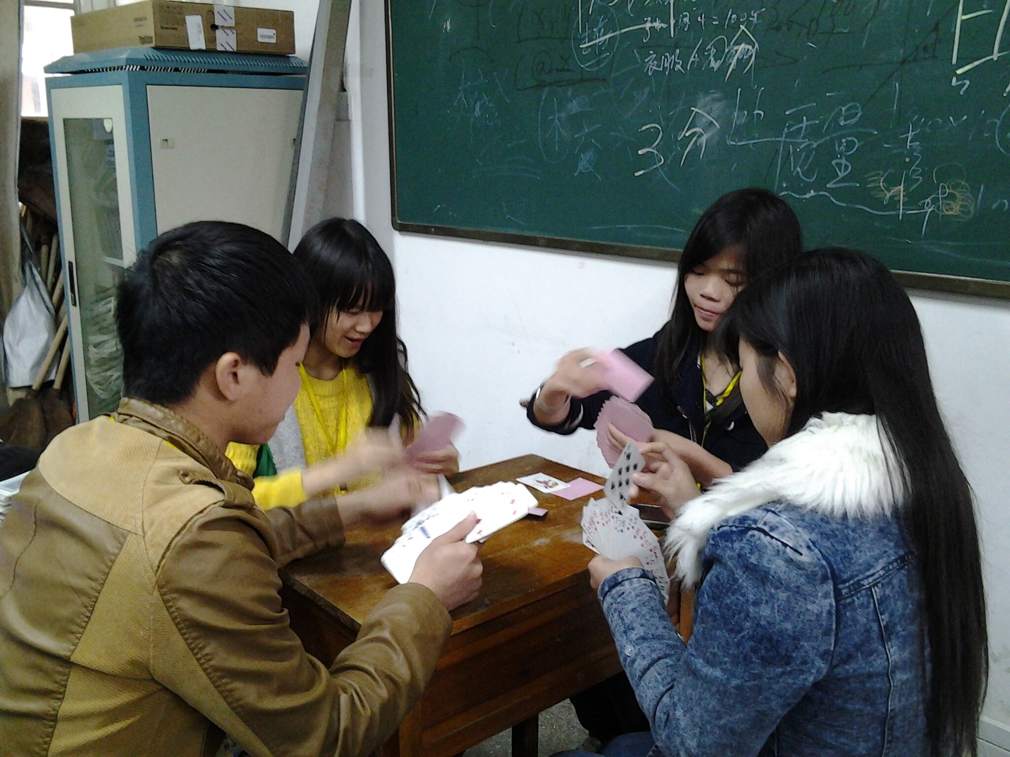 欢迎协会各成员返校学习（2014-2015第2学期）