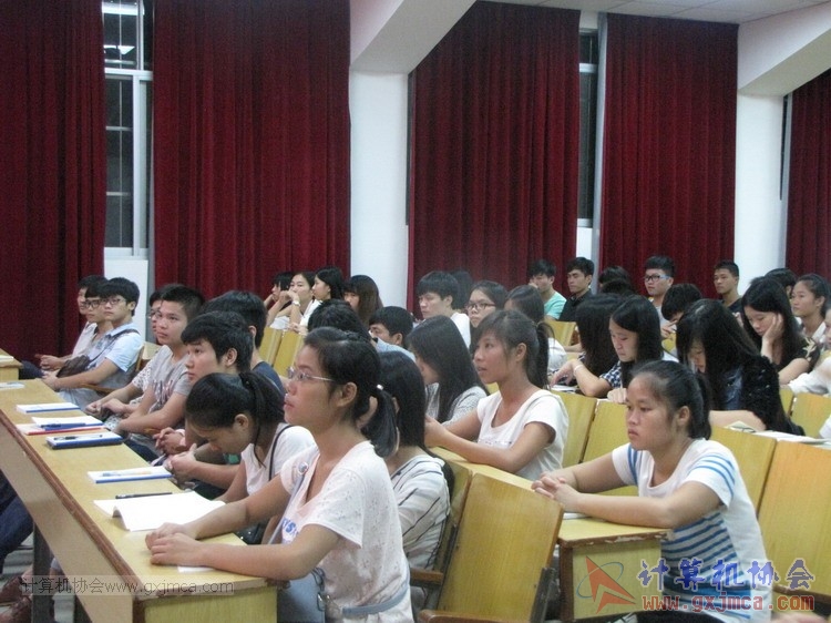 协会顺利召开15级预备干事首次会议（2015-2016第一学期）